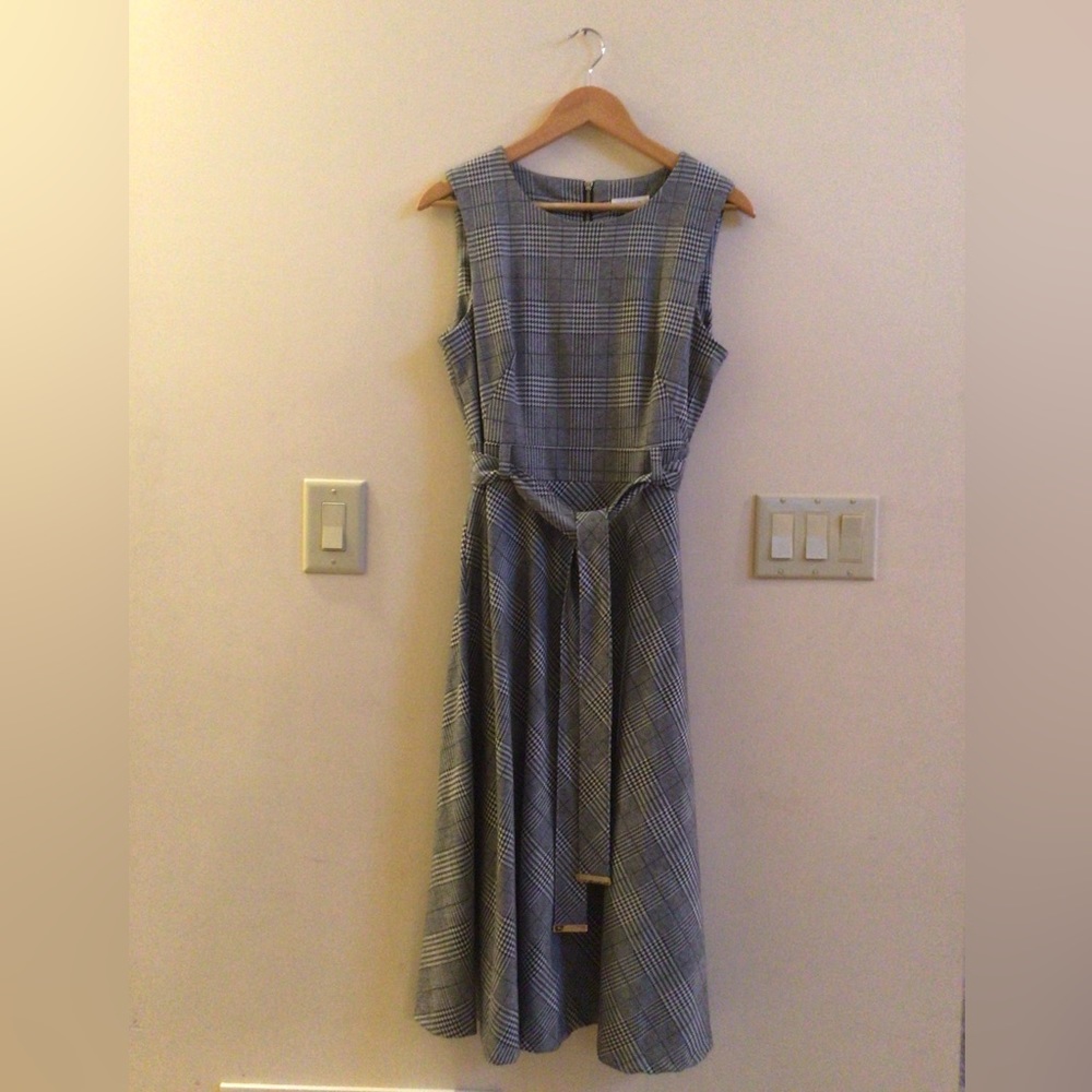 Calvin Klein Sleeveless Midi Dress